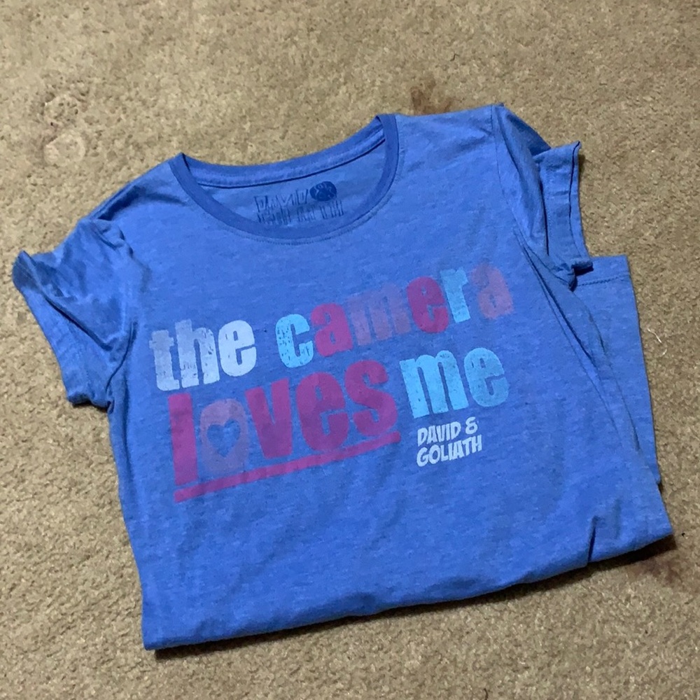 David and goliath graphic Tee